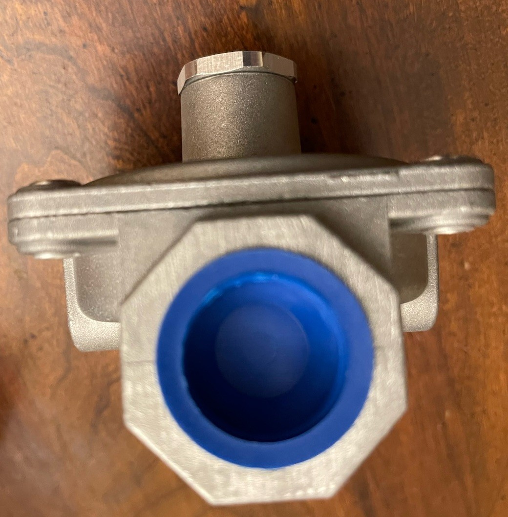BurnTouch Gas Regulator 7015-4010 1/2 PSIG 3/4″ NPT NG & LP NAT 4″ – LPG 10″ WC