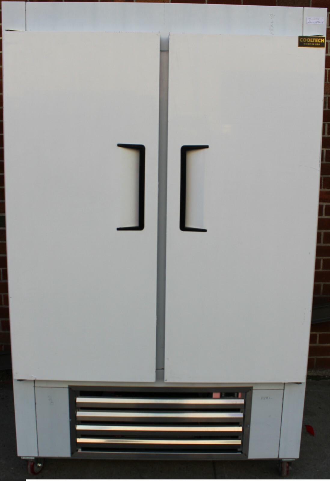 New Cooltech 48″W Stainless Steel 2-Door Reach-In Cooler with 3″H Baker’s Rack