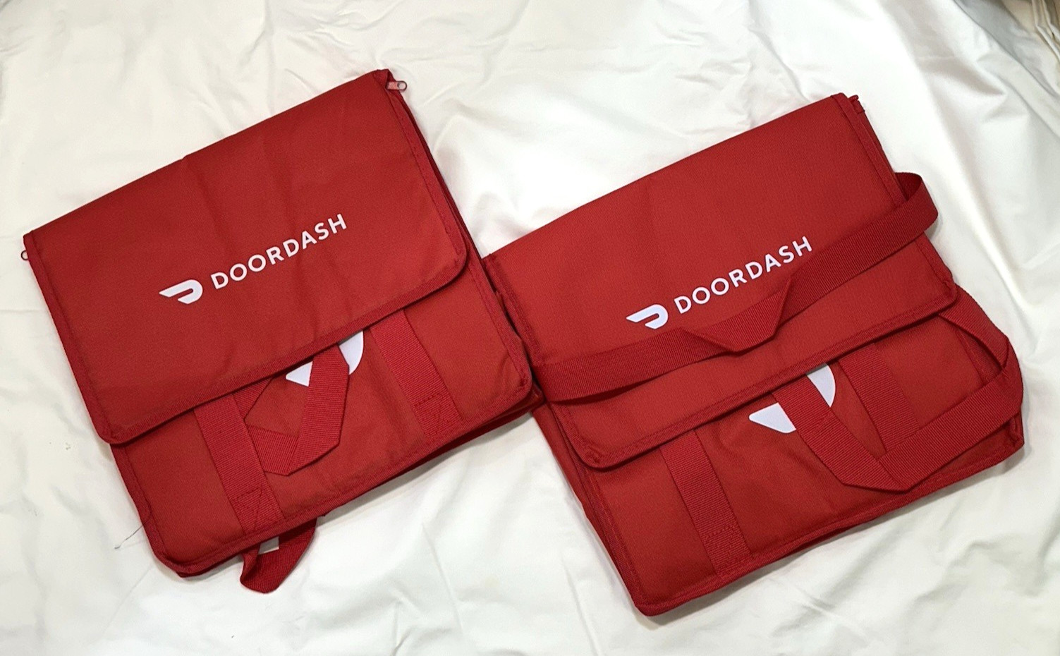 Lot of 4 ~ DOORDASH ~ 14x14x9 ~ HD Thicker Insulated Delivery Bag / Tote ~
