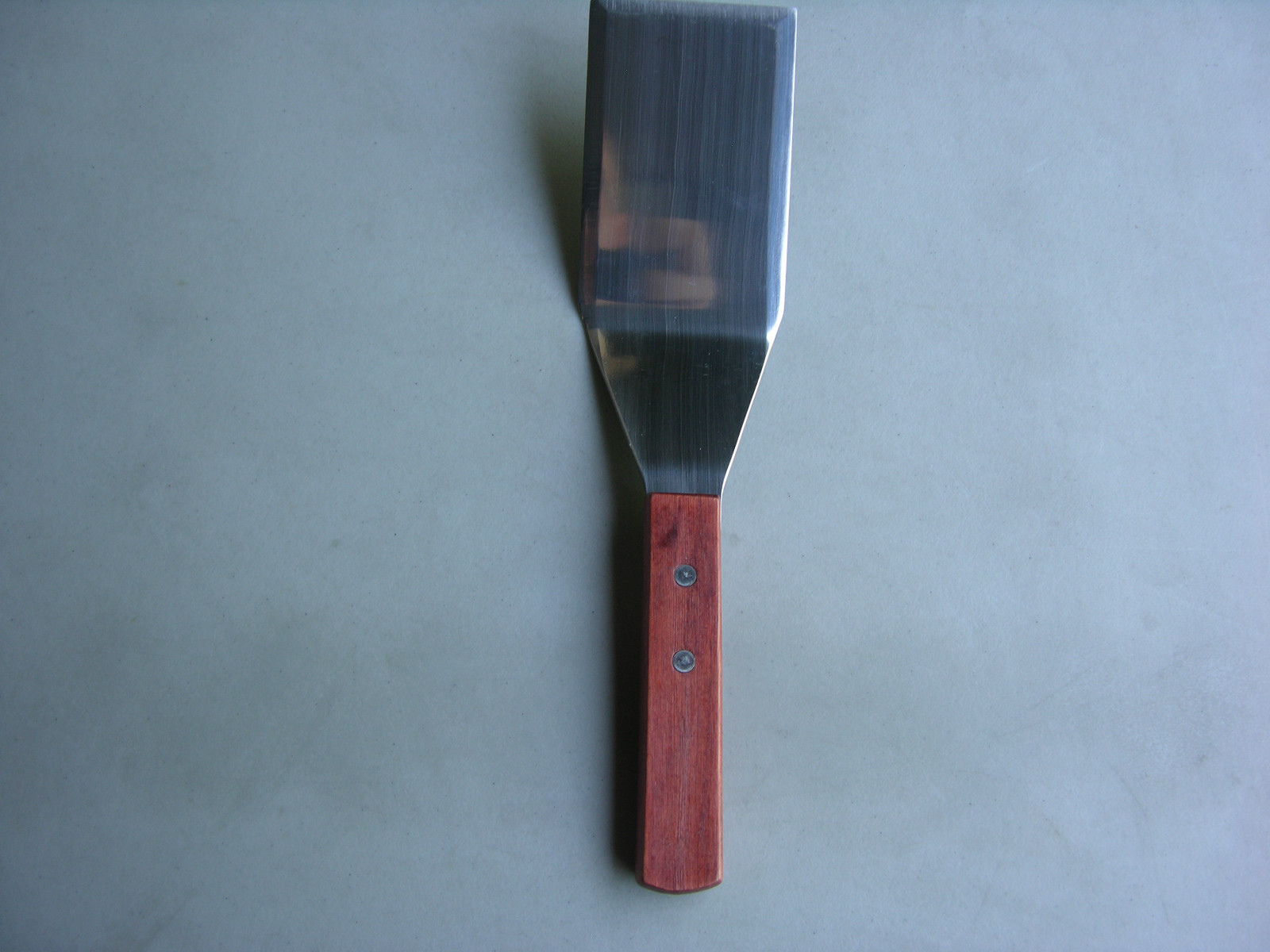 RIGID GRIDDLE/SCRAPER/TURNER STAINLESS STEEL WOOD HANDLE FREE SHIPPING US ONLY