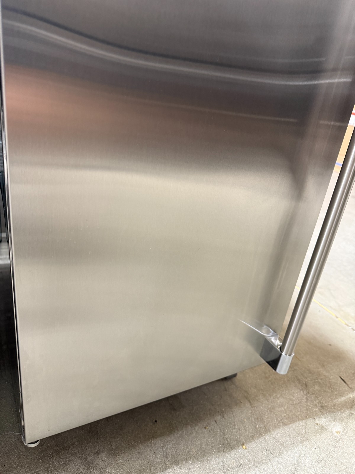 Perlick H50IMS-L 15″ Clear Ice Maker w 27 lb. Storage Outdoor Rated without Pump