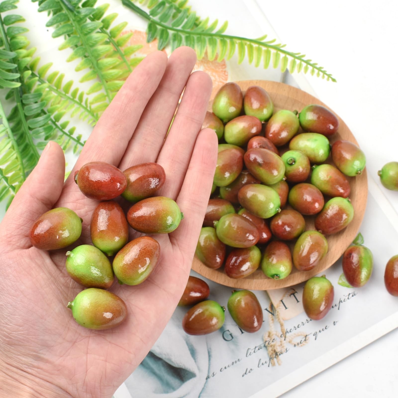 Luckforest Artificial Olives, 50 Pcs Fake Olives Lifelike Simulation Green