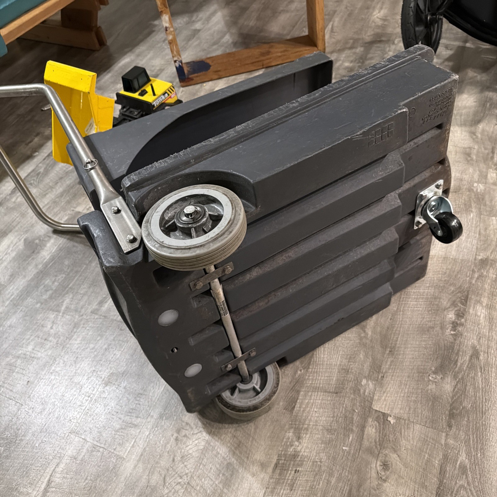 Follett 610-252-7301 smartCART 75 LBS. Ice transport cart 00112771