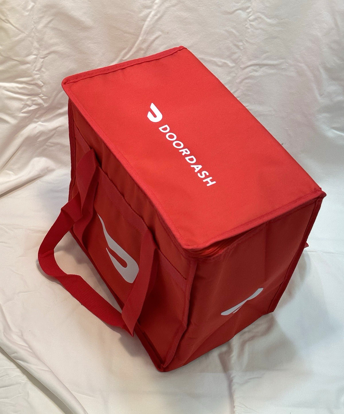 Lot of 4 ~ DOORDASH ~ 14x14x9 ~ HD Thicker Insulated Delivery Bag / Tote ~