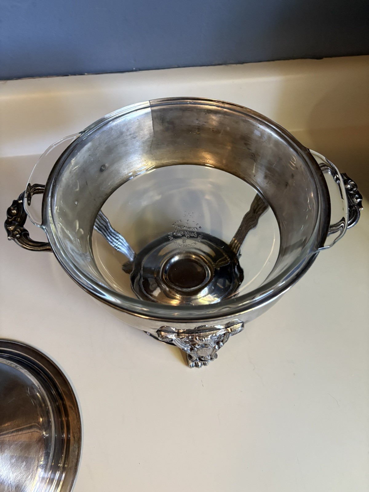 Vtg Silver Plate Warmer Round Chafer Domed Lid Ornamental Rack Handled w/bowl