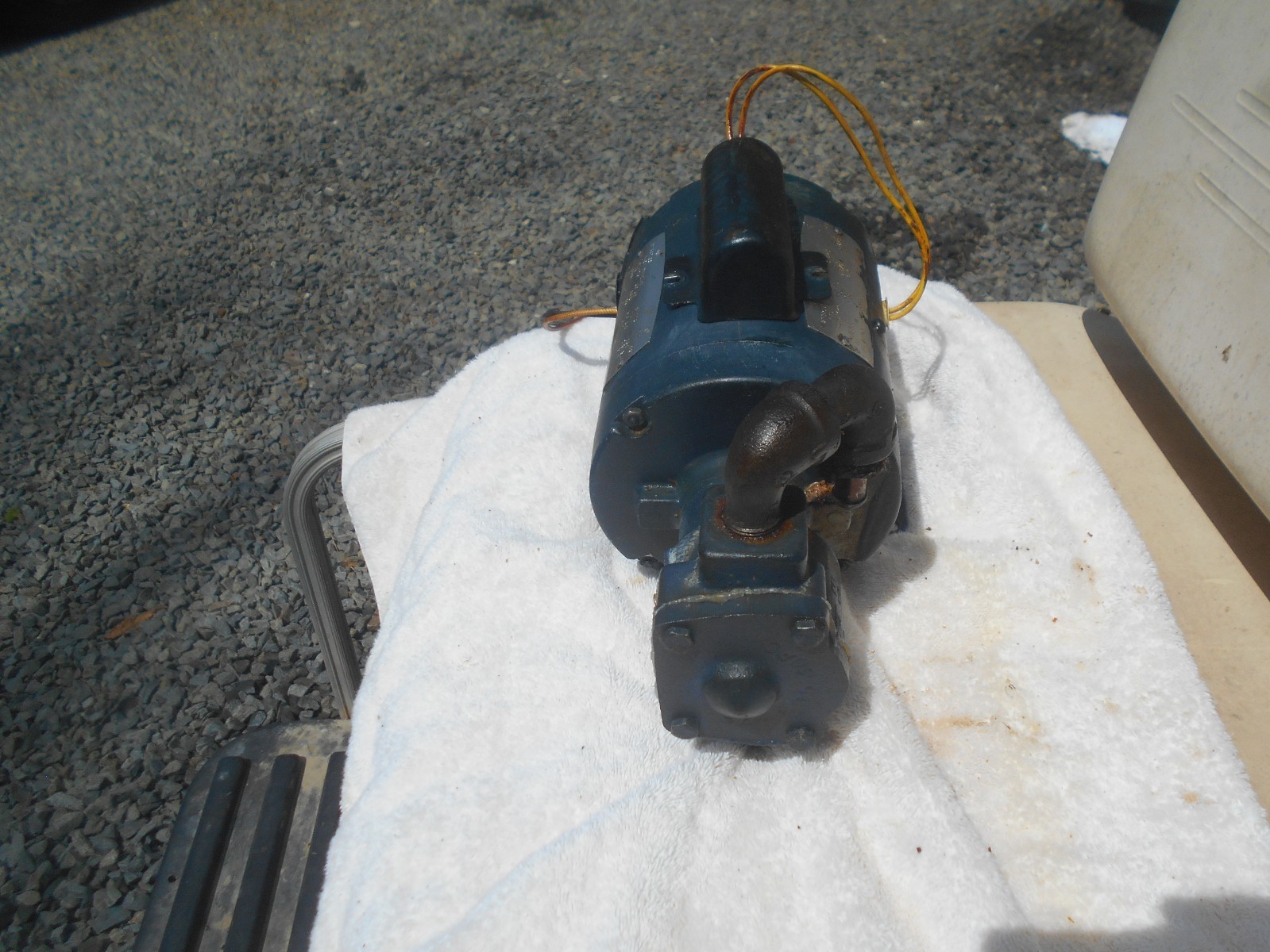 GILES CF-400 COMMERCIAL FRYER FILTER PUMP AND MOTOR GOOD TESTED