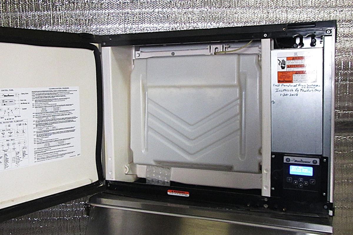 Manitowoc Indigo ID-6060A Full Cube Air Cooled Ice Maker Machine & Bin 650lb/day