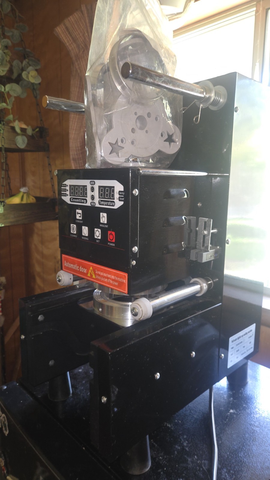 VEVOR BM-906 Automatic Cup Sealing Machine 95mm Bubble Tea Sealer