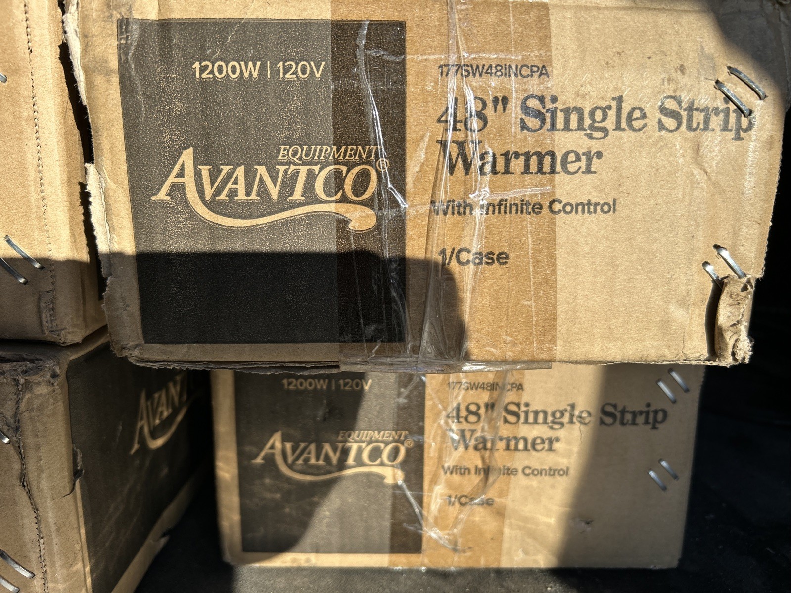 Avantco 48” Single Strip Warmer w/ Infinite Control. Corded