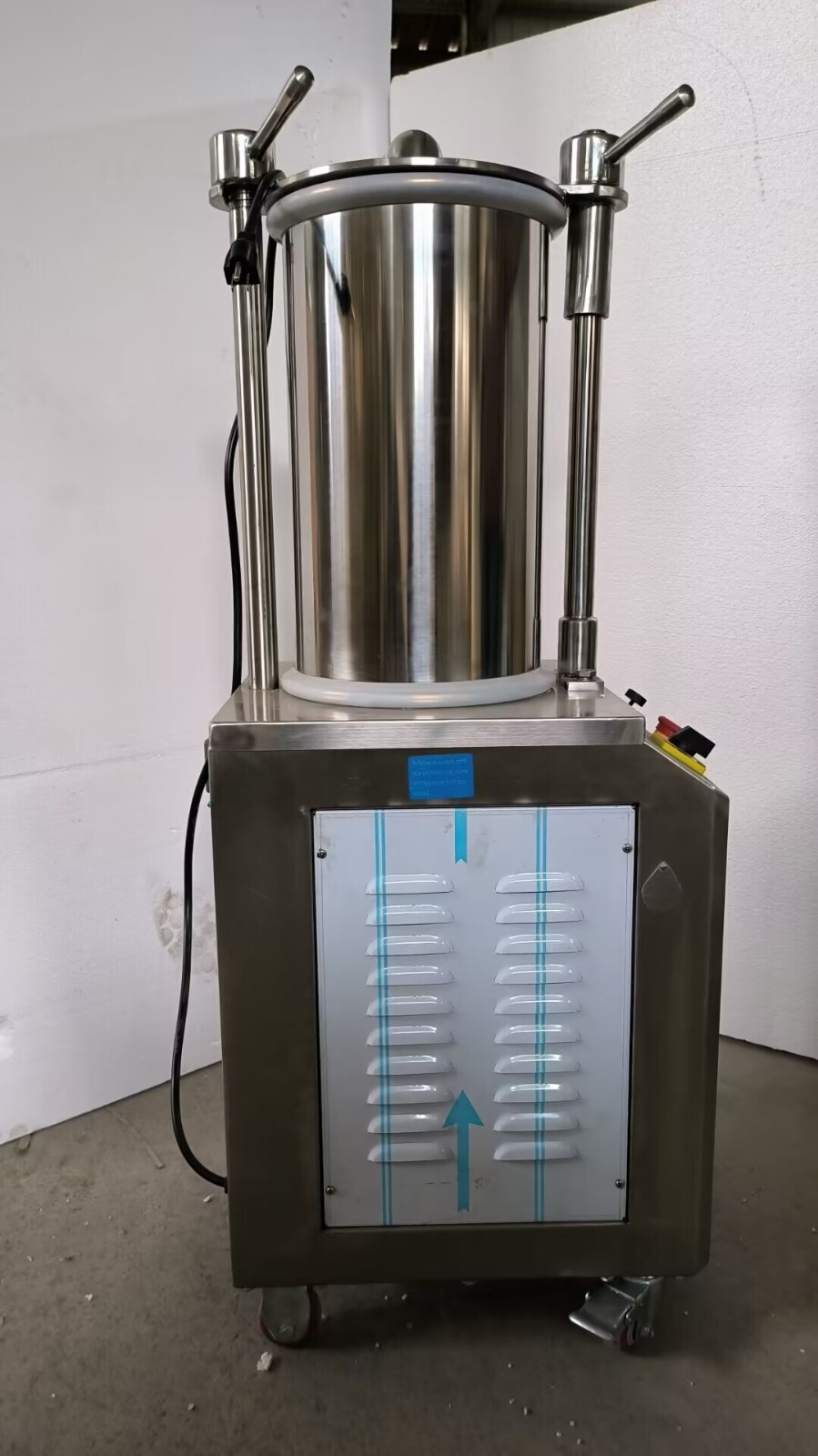 110V 26L Commercial Hydraulic Sausage Stuffer Maker Meat Filler Machine Vertical