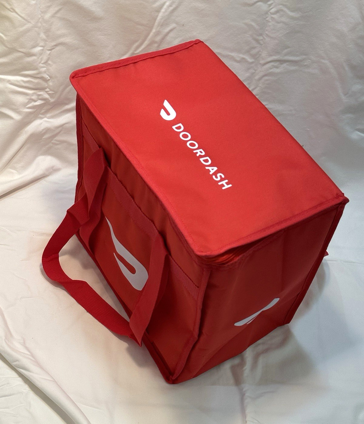 Lot of 4 ~ DOORDASH ~ 14x14x9 ~ HD Thicker Insulated Delivery Bag / Tote ~