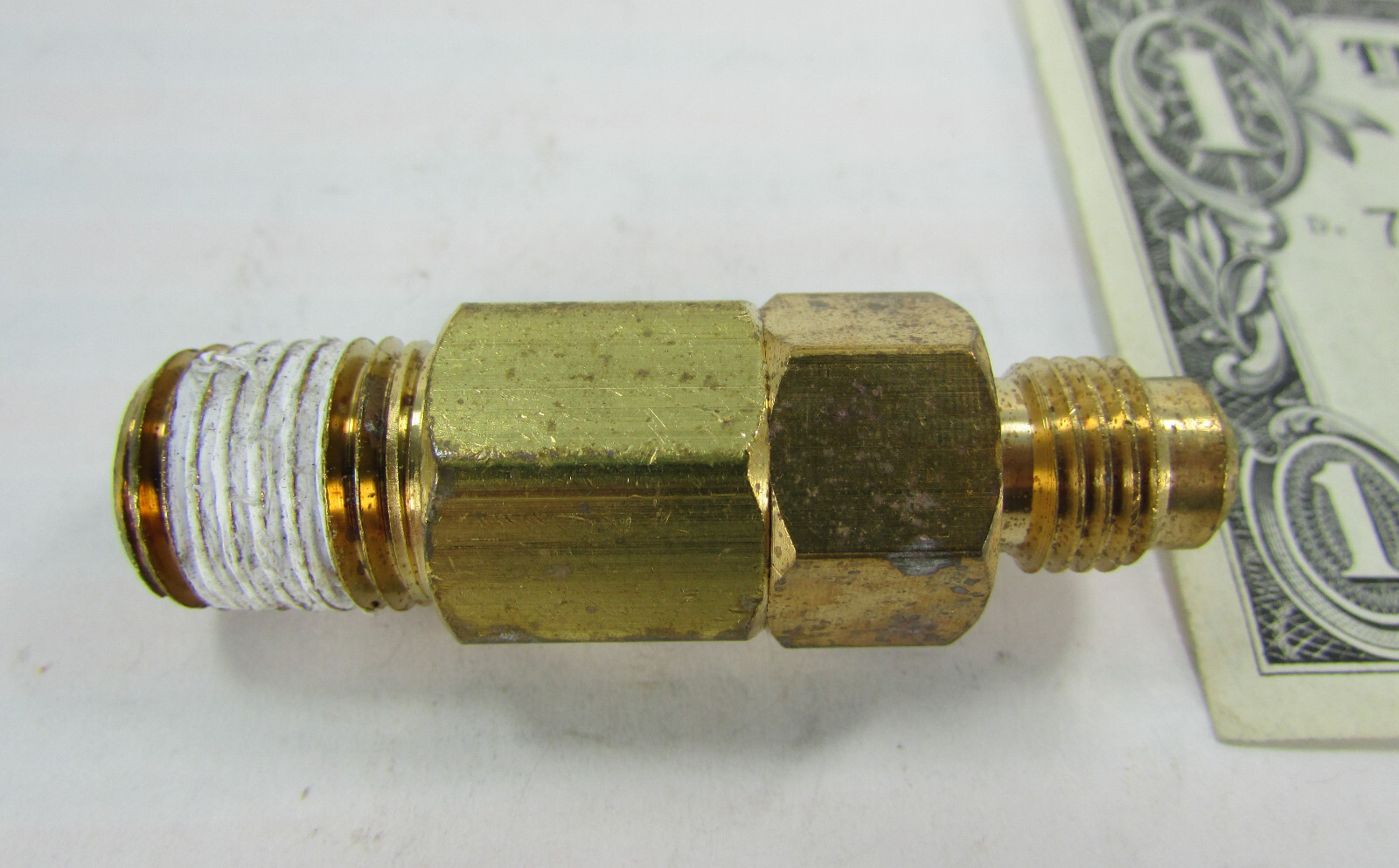 NOS Taprite Check Valve Regulator Outlet Fittings, 1/4″ Flare x 1/4″ NPT 5436A