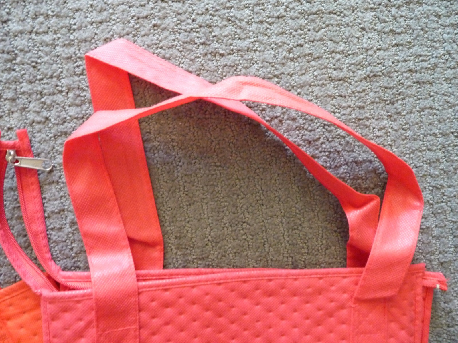(2) Doordash Insulated Food Bag Delivery Red Totes Zipper 15x13x9