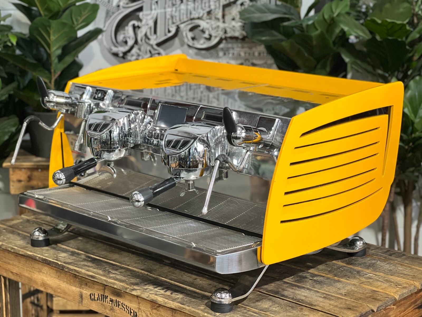 VICTORIA ARDUINO BLACK EAGLE 2 GROUP VOLUMETRIC ESPRESSO COFFEE MACHINE YELLOW