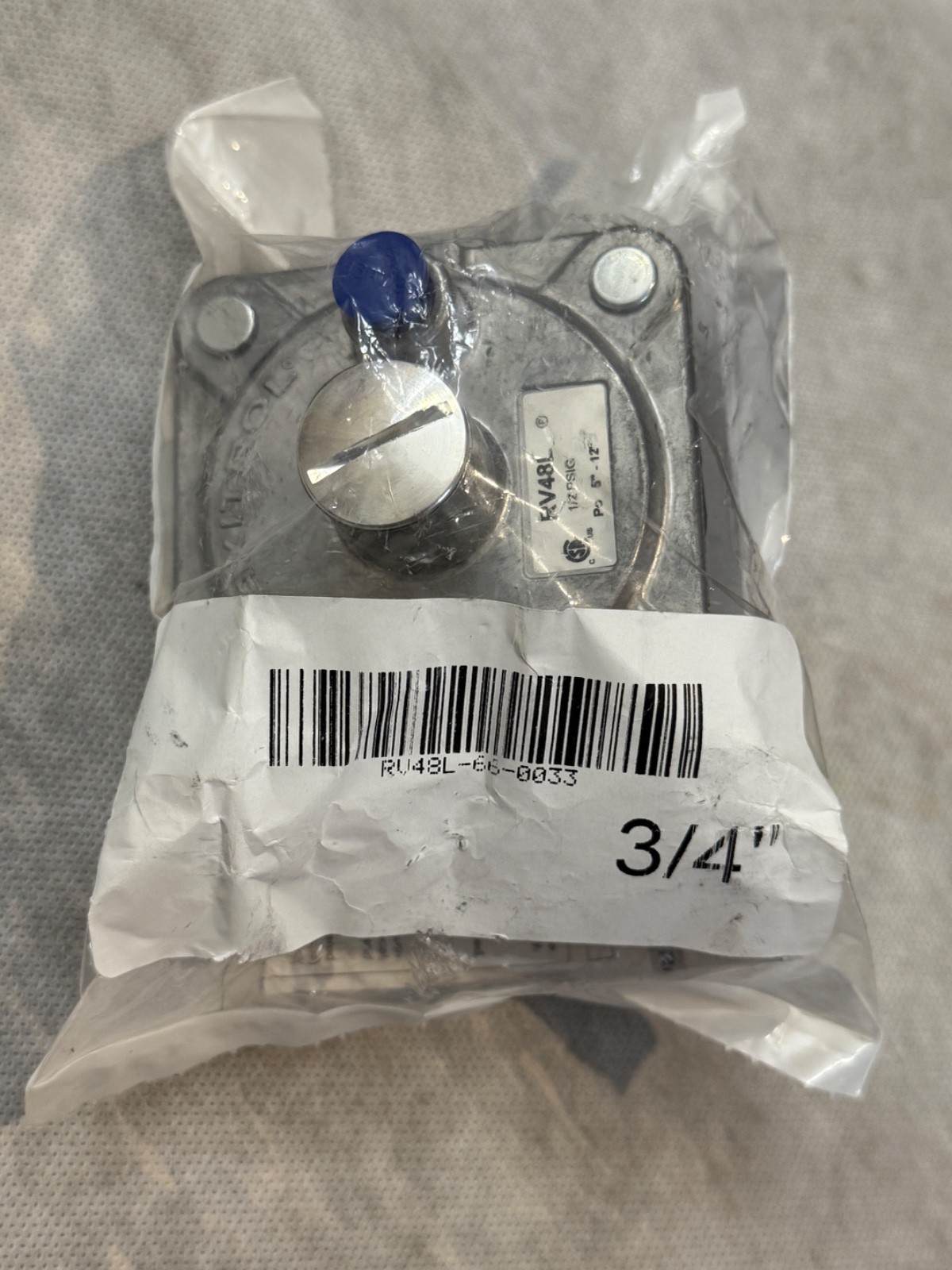 New – Maxitrol Pressure RV48L Regulator 3/4″ NPT 1/2″ PSIG 5″-12″
