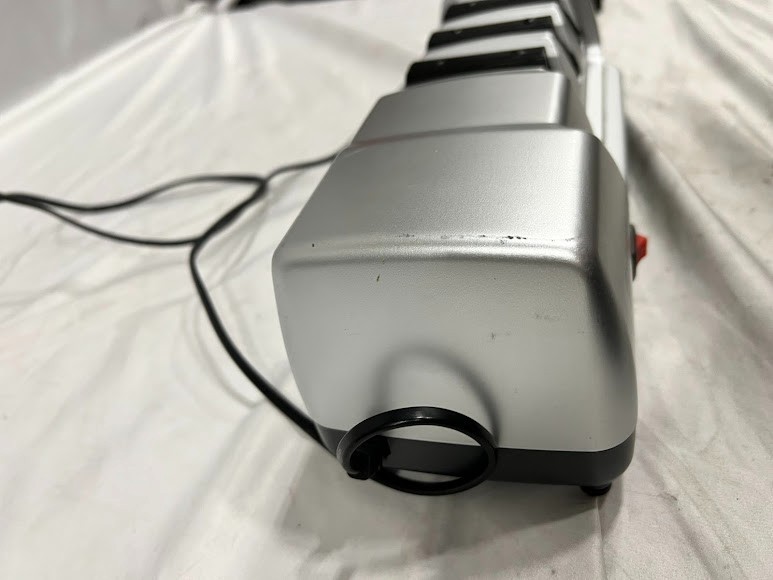 Galaxy 3-Stage Standard-Duty Electric Knife Sharpener KSHRPSTG3 – 120V