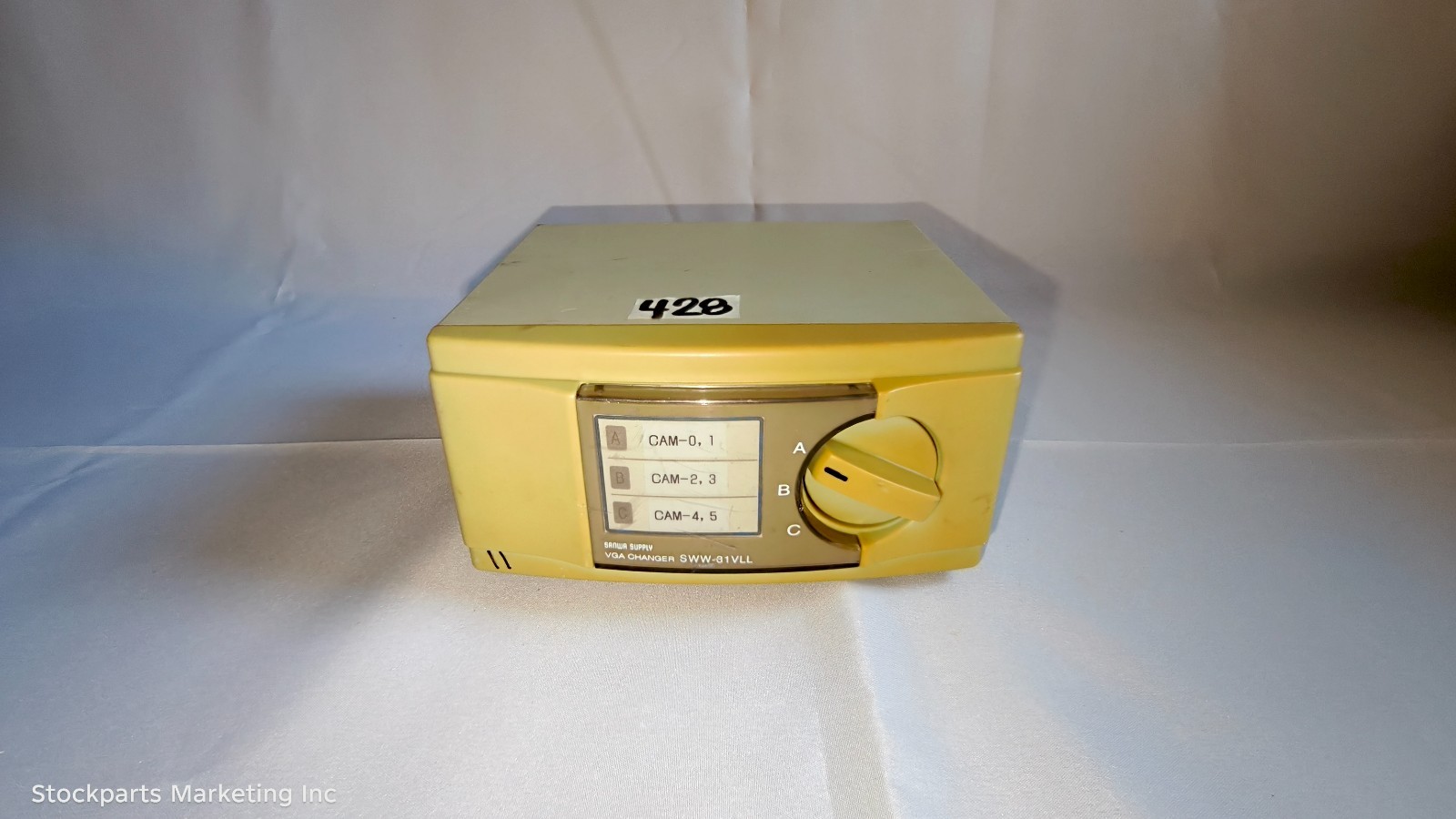 Sanwa Supply SWW-31VLL SWW31VLL VGA Changer 30 Days Warranty Fast Shipping