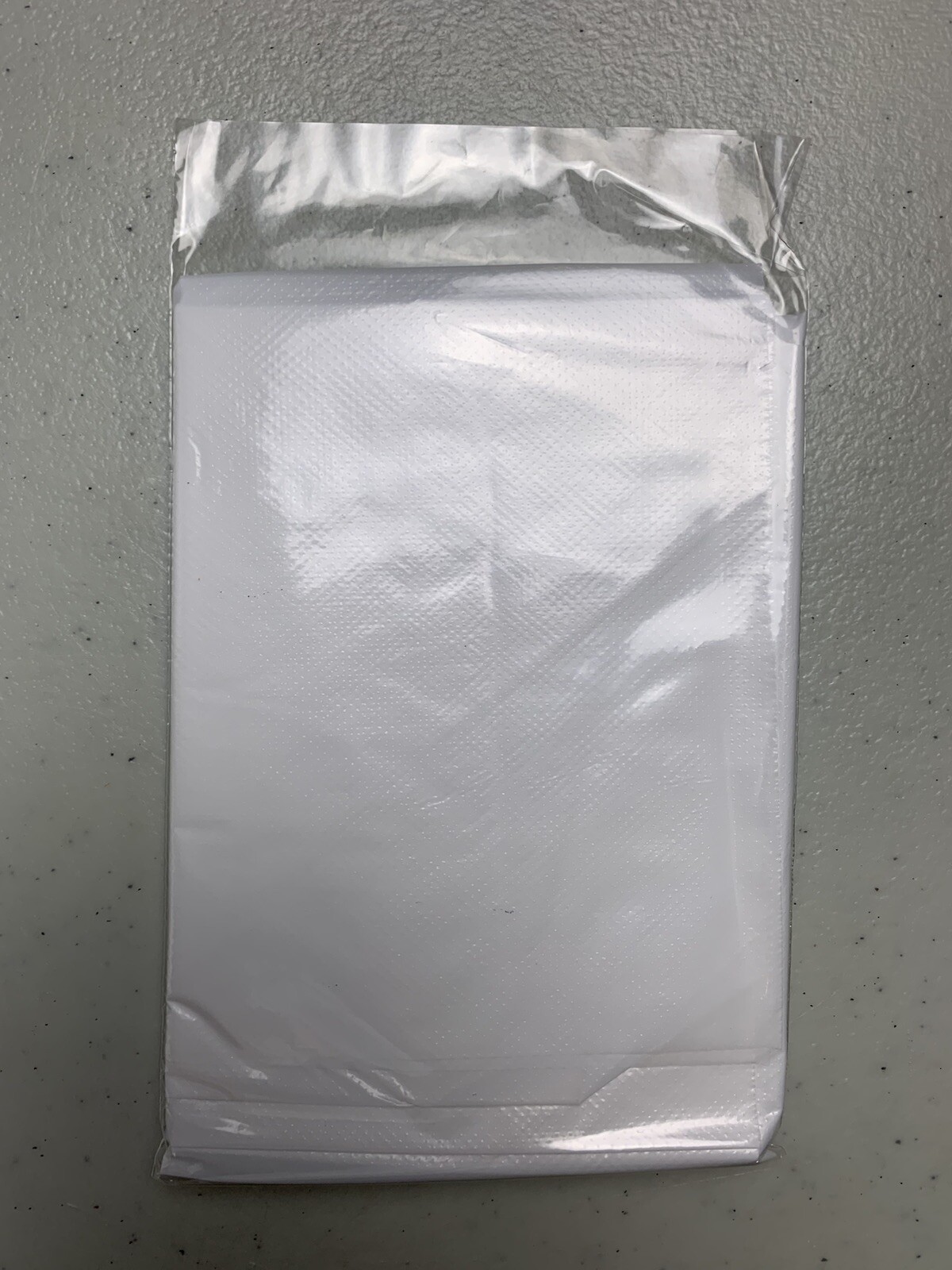 100 Pack – Disposable White Poly Plastic Aprons, 28×46 inches, FDA Compliant