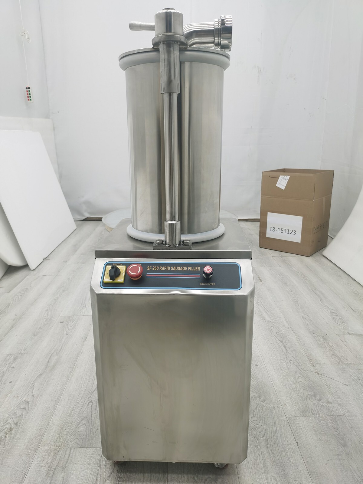 Commercial Hydraulic Sausage Stuffer Filler Stainless Steel 110V 1100W 26L