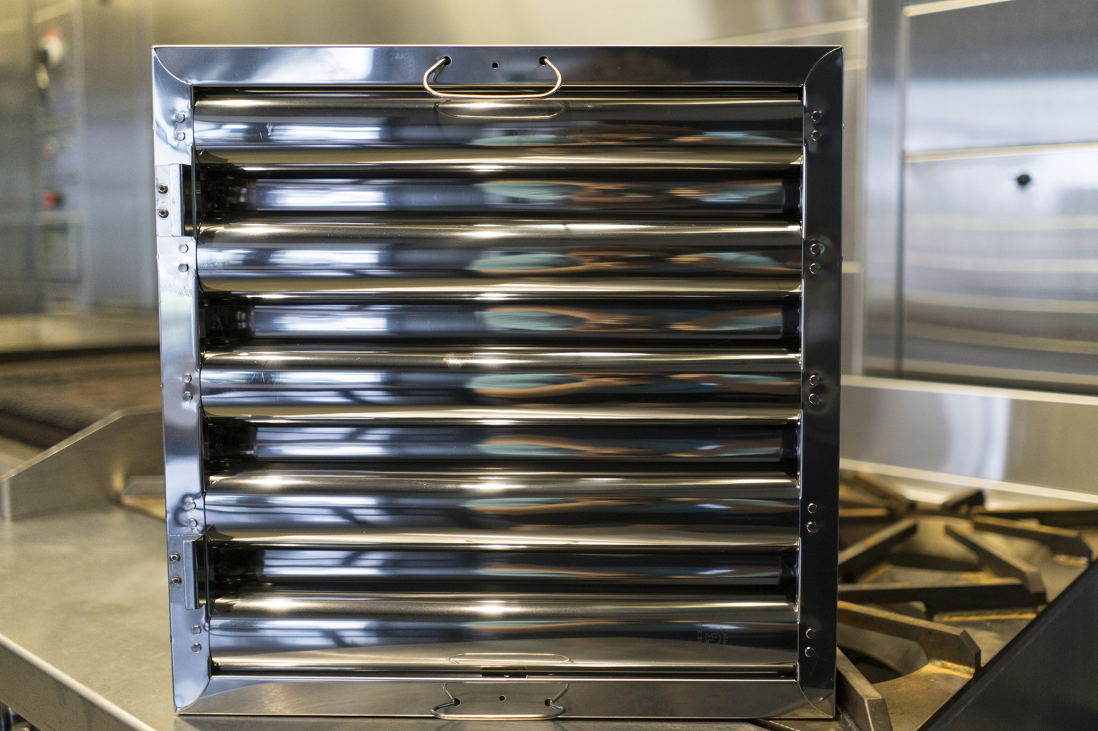 16″ tall x 16″ wide Kleen-Gard Stainless Steel Baffle Hood Grease Filter