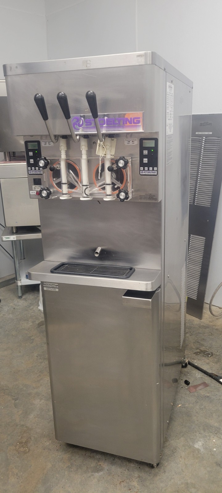 Stoelting F431 Ice Cream Machine Yogurt Soft Serve 2009