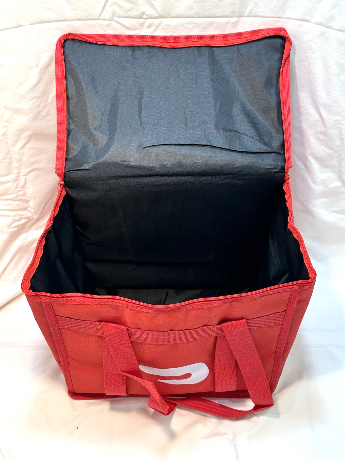 Lot of 4 ~ DOORDASH ~ 14x14x9 ~ HD Thicker Insulated Delivery Bag / Tote ~