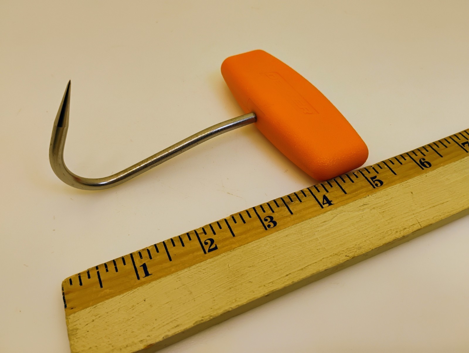 Dexter USA Centered Grip Orange Flat Handle Hook 3 3/8″ in hook 13/64 Dia T324
