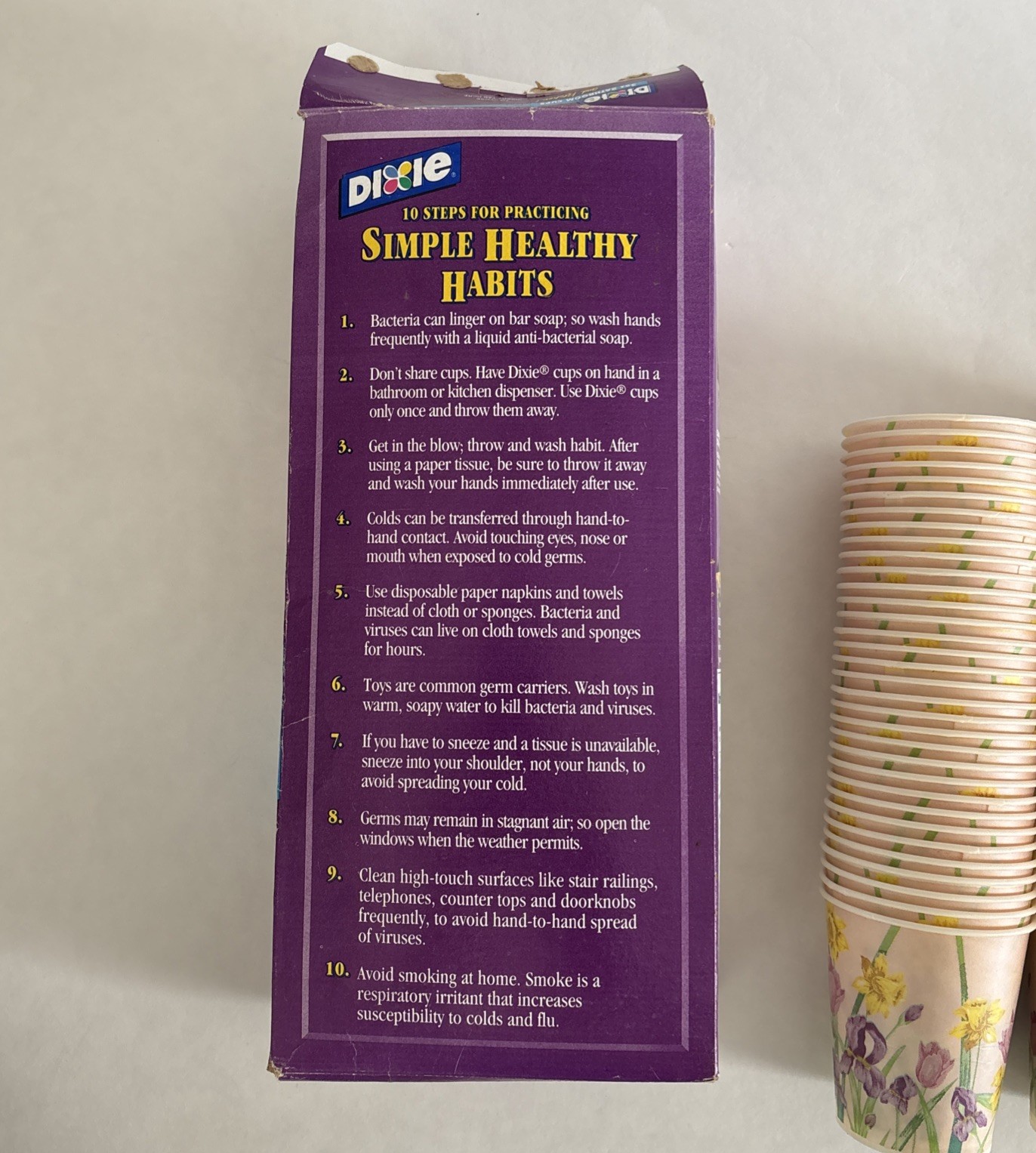 VTG Dixie Disposable Bathroom Cups 5 Oz Garden Party- 66 Cups Included