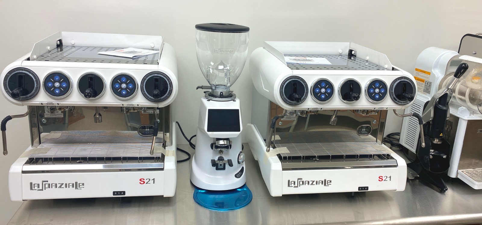 Espresso Machine / LaSpaziale S-9 DSP Volumetric 2 Group Big Boiler / RED NEW