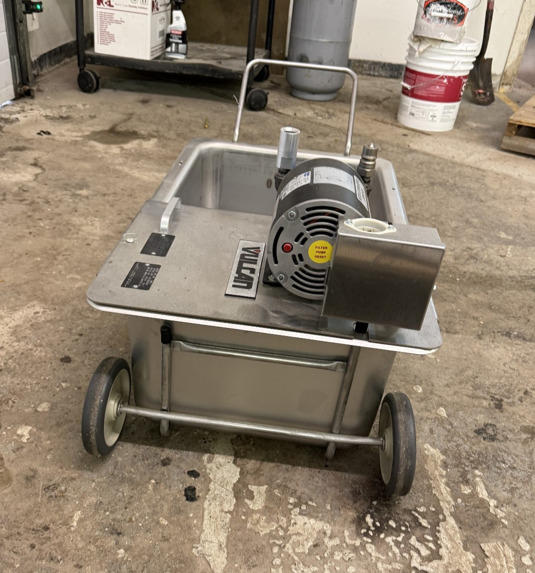 Vulcan MF-1 Portable Mobile Electric Fryer Filter w/ 110 lbs Capacity – Used