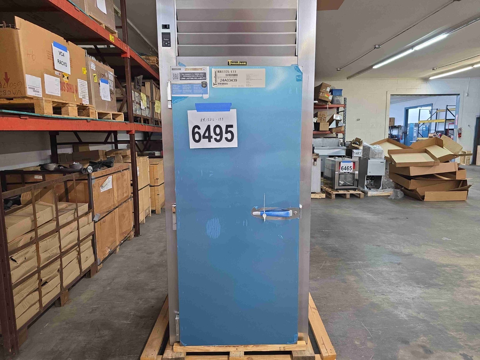 6495 New Old Stock Traulsen – Keg Cooler – 1-Door Cooler Roll In RRI132HUT-FHS