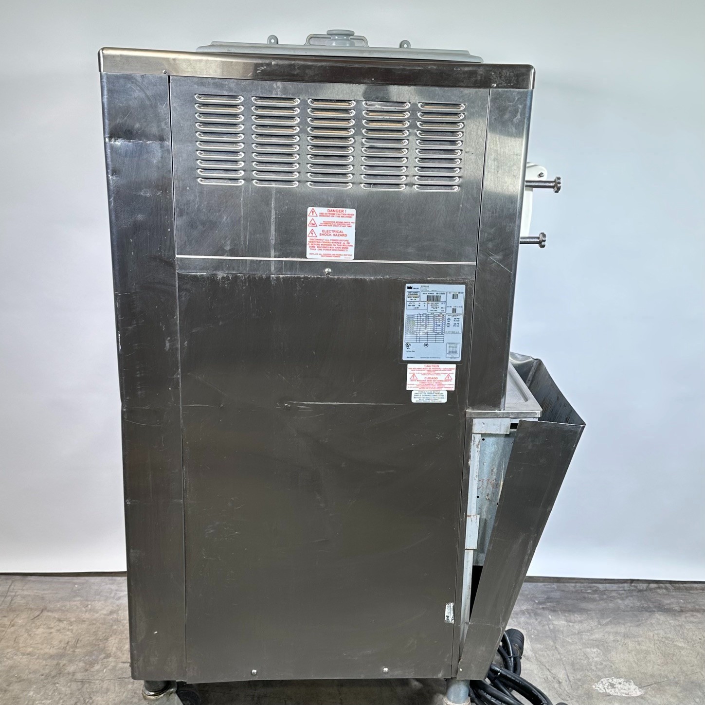 Taylor 794-33 Soft Serve Ice Cream Maker 3 Phase 208–230V (Water Cooled)