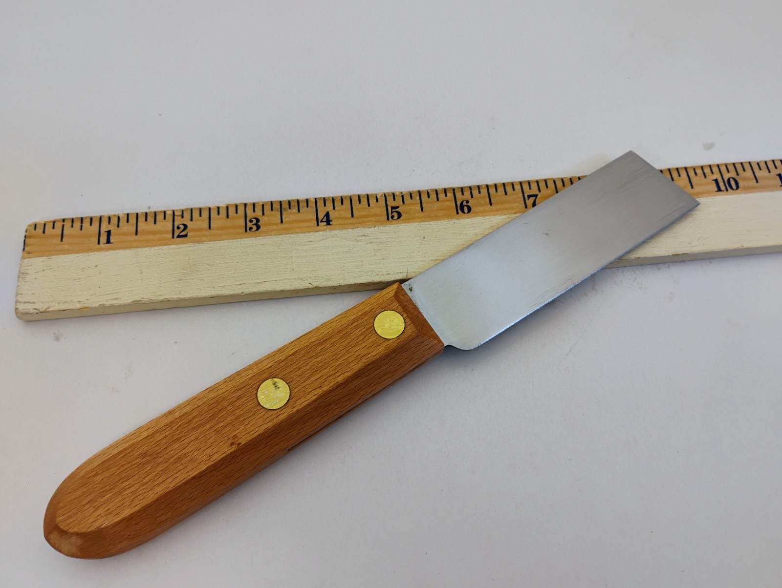 Dexter USA Wood Handle Mill Knife 4×1.25 inch Heavy Gauge Stiff Carbon Steel X70