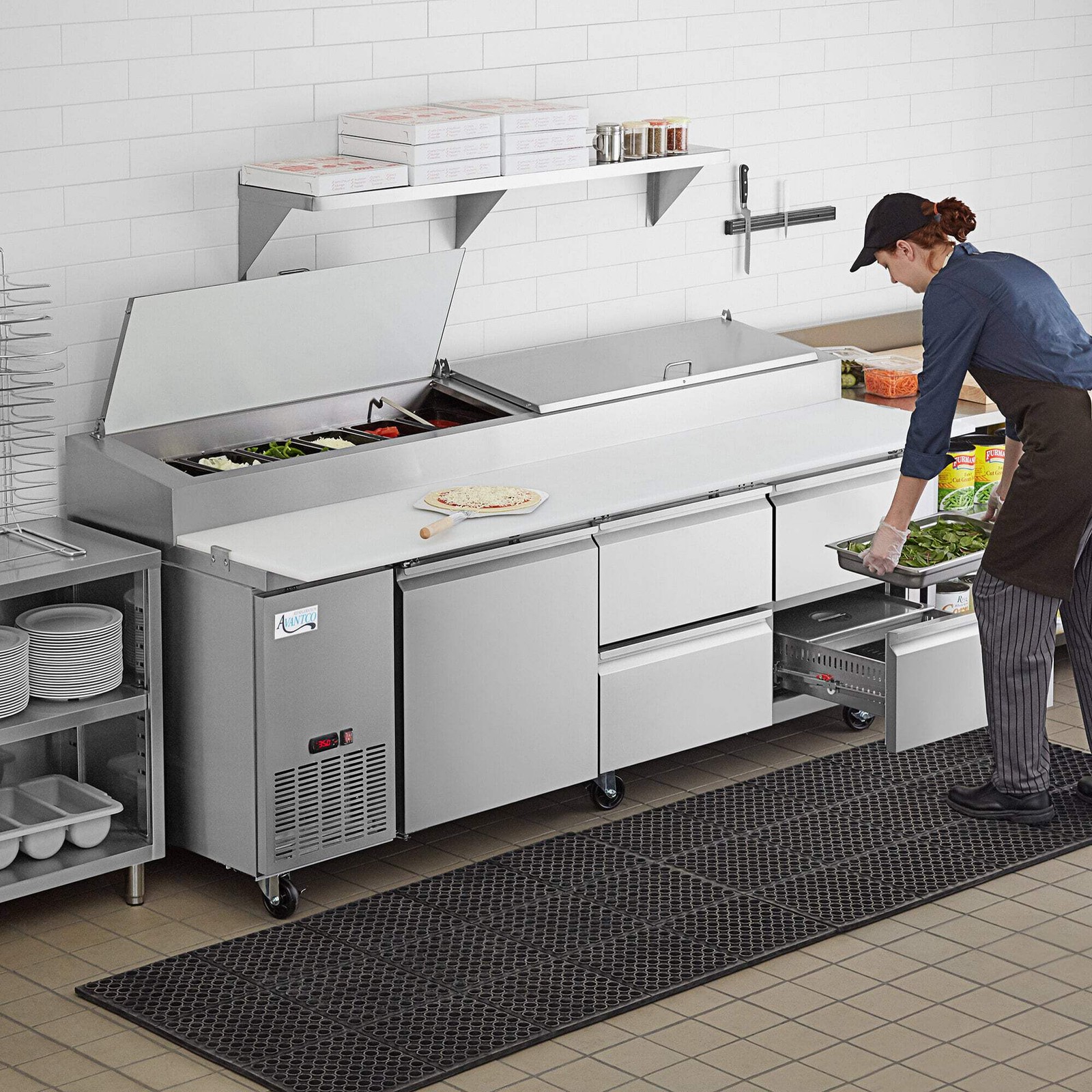 93″ 1 Door Refrigerated Pizza Prep Table with 4 Drawers
