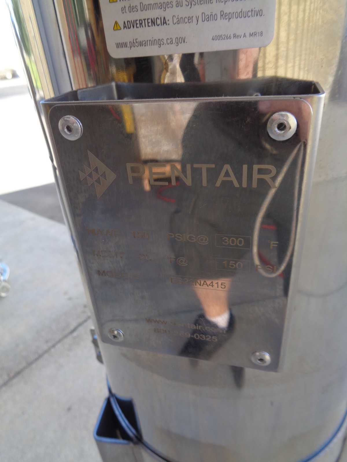 Pentair/Pentek ES22NA415-75 2 In NPT Connection 135 GPM Bag Filter Housing