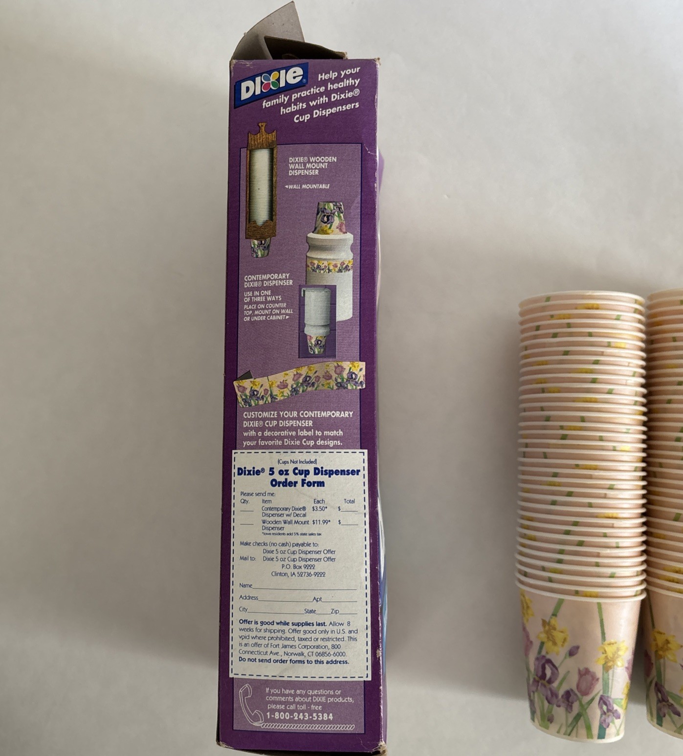 VTG Dixie Disposable Bathroom Cups 5 Oz Garden Party- 66 Cups Included