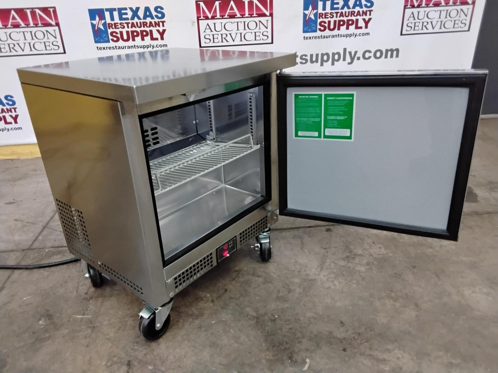 Turbo Air 24.5″ Undercounter Refrigerator on Casters