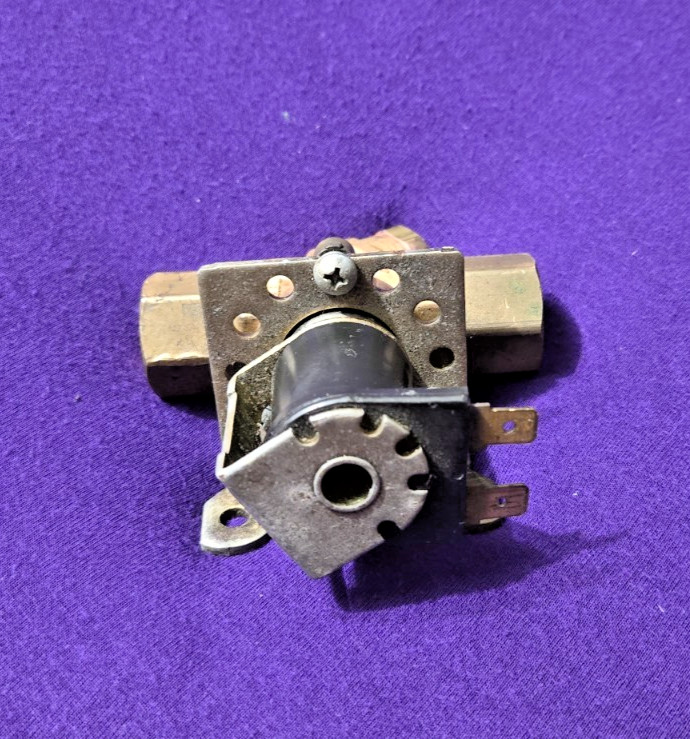 Invensys Valve S45, K-62687-79, 120V, 50/60Hz, 7W, 1 G.P.M., Nice condition!