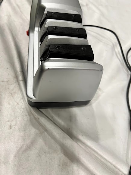Galaxy 3-Stage Standard-Duty Electric Knife Sharpener KSHRPSTG3 – 120V