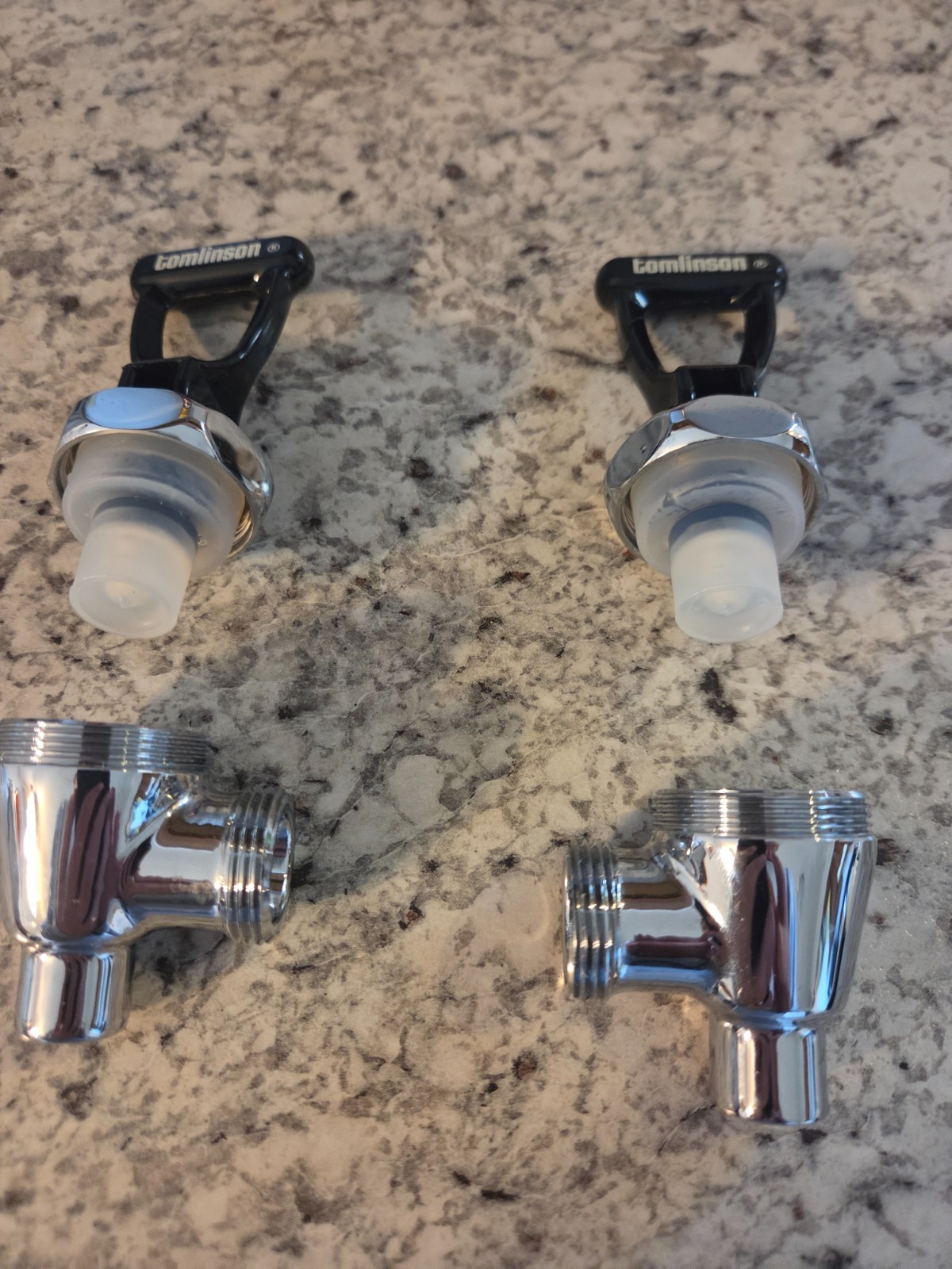 tomlinson faucet for coffee urns. Chrome plated brass body/bonnet. New seals