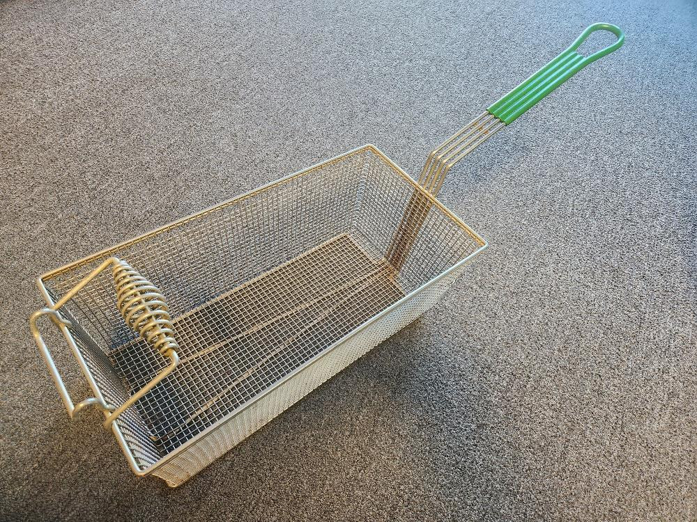 Frymaster 16 3/4″ x 8 3/4″ x 6″ Twin Size Fryer Basket with Front Handle.