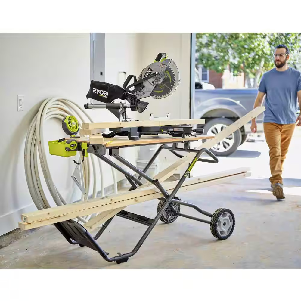 SPEED BENCH 23 In. W X 20 In. D Mobile Workstation with LINK Tool Crate