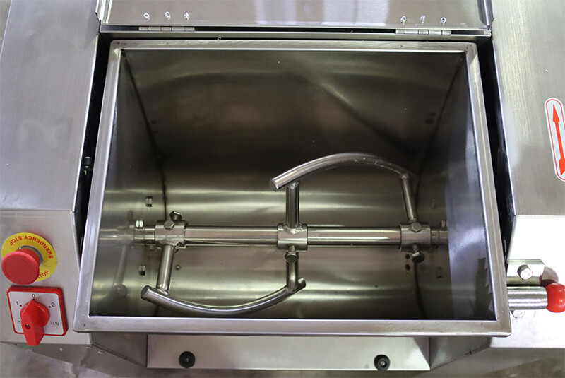 33Lbs Commercial Dough Mixer 110V Food Mixer Flour Mixer with90° Tilt Bowl+Knife