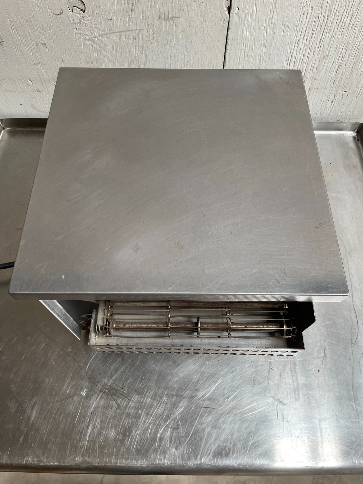 APW Wyott AT-EXPRESS Electric Conveyor Toasters