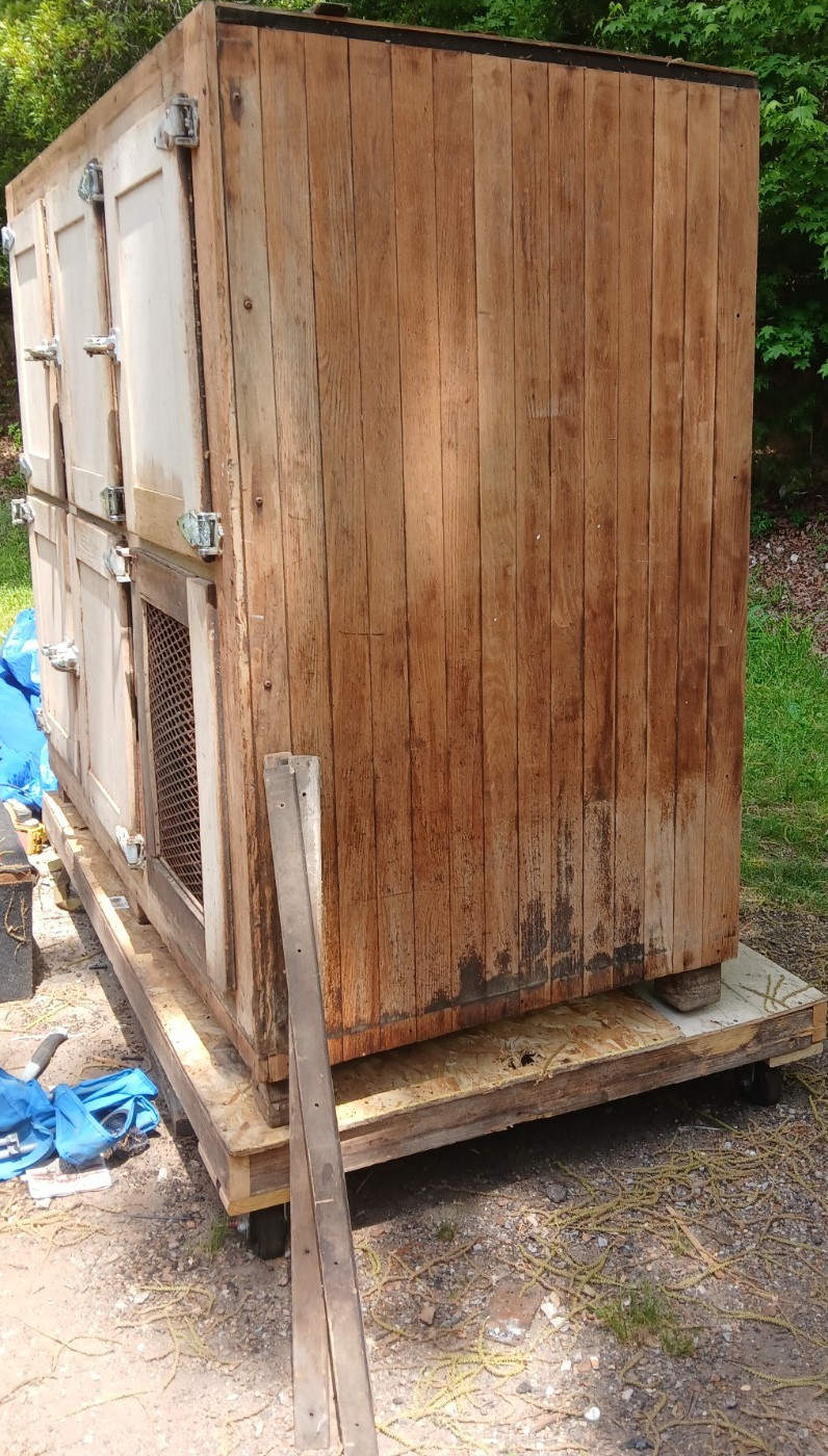 McCray Refrigerator Co. U.S. No. 65 Commercial Wooden Refrigerator W-950-QM-3636