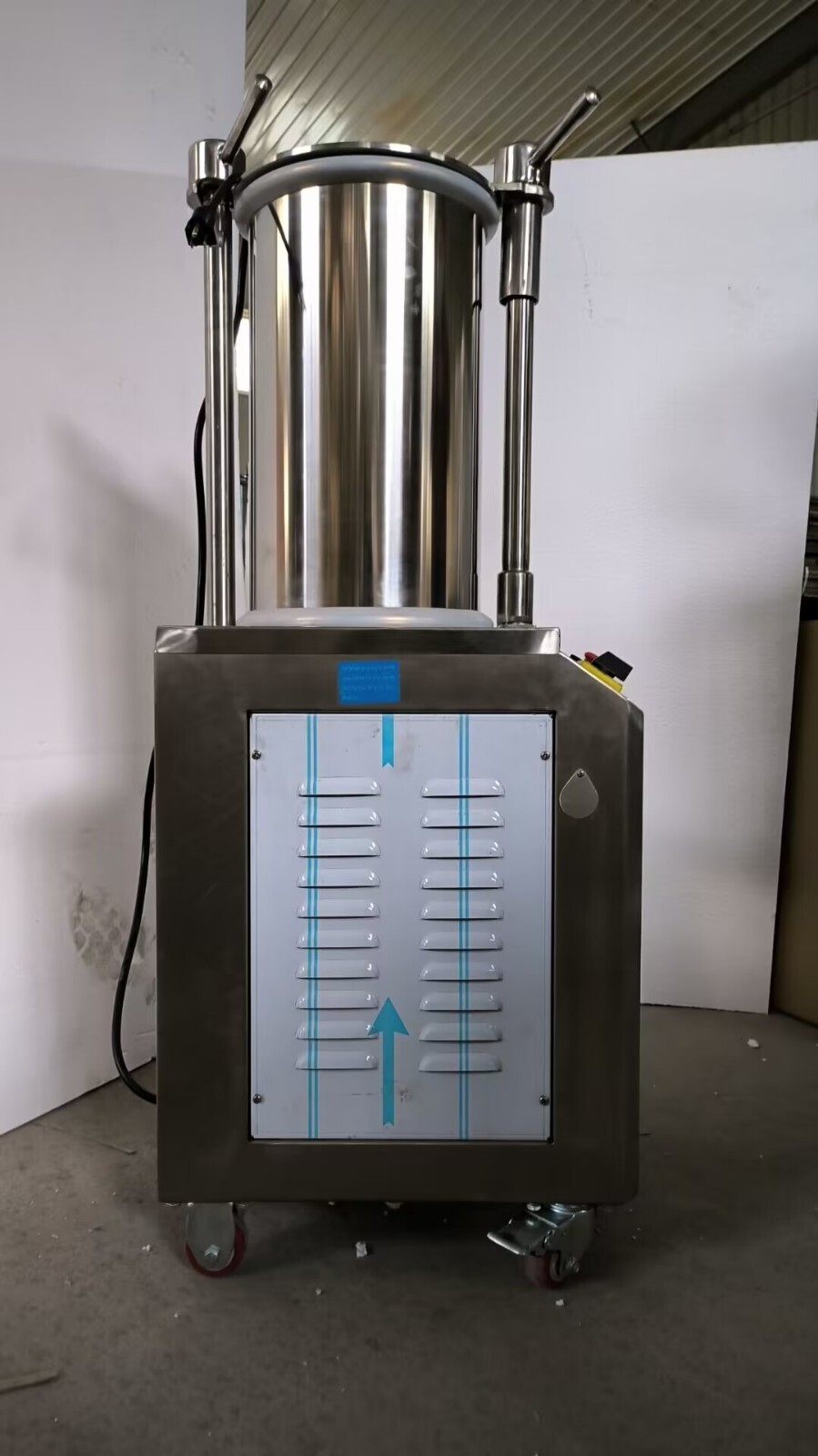 110V 26L Commercial Hydraulic Sausage Stuffer Maker Meat Filler Machine Vertical