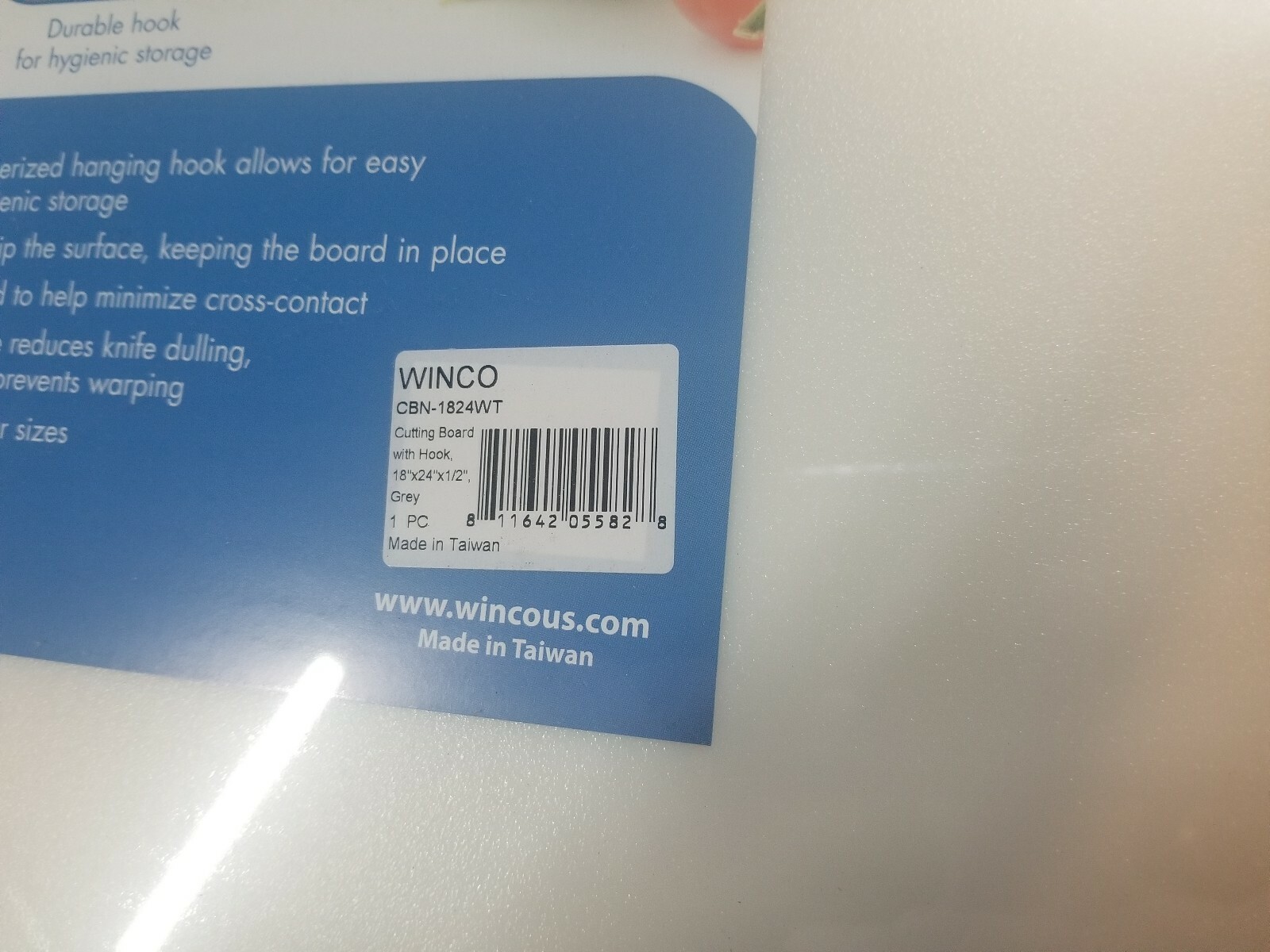 x4 Winco ALXP-1826 Sheet Pans 18×26 Aluminum & 2 Plastic Cutting Boards 18×24