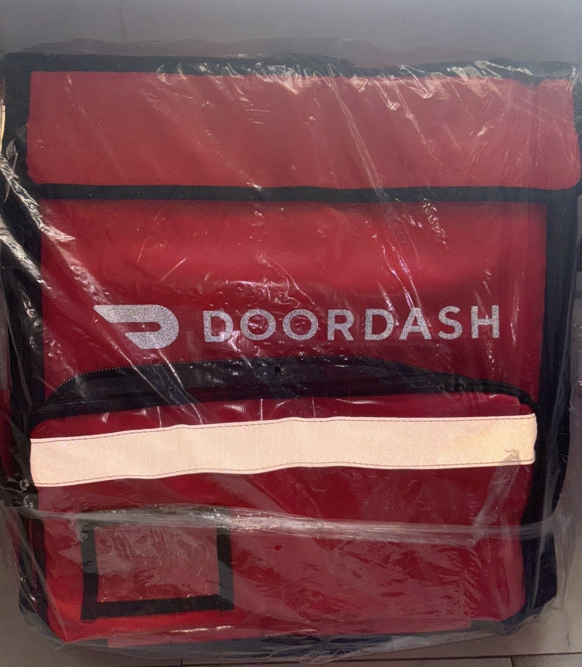 Doordash Insulated Delivery Backpack Thermal Cooler Food Bag ( Brand new )