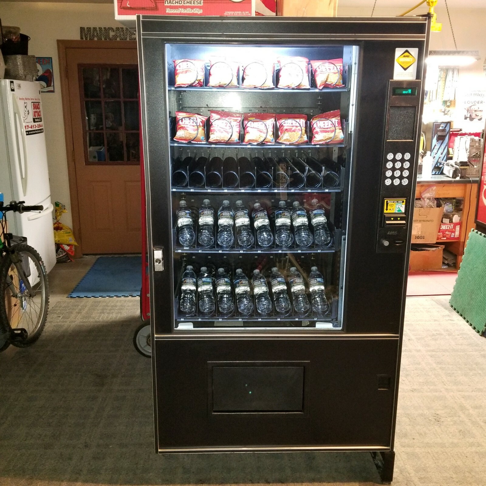 AMS 35 / 39 SNACK SODA VENDING MACHINE 9 WATT CONDENSER or EVAPORATOR FAN MOTOR