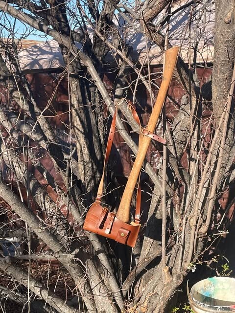 Axe Shoulder Sling bushcraft Wood-Craft Pack for single bit axe, has pouch